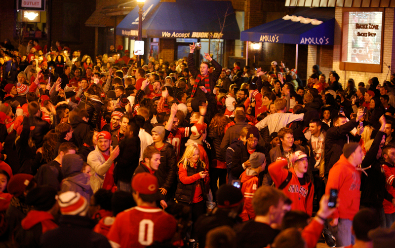 Illustration for article titled Police Use Tear Gas, Pepper Spray To Break Up OSU Celebrations